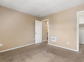 432 Edghill Lane 160, Oceanside CA 92054