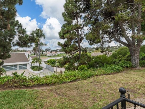 7335 Alicante Road C, Carlsbad CA 92009