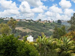 7335 Alicante Road C, Carlsbad CA 92009