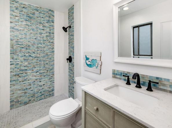 7335 Alicante Road C, Carlsbad CA 92009