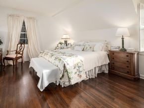 7716 Lookout Drive, La Jolla CA 92037