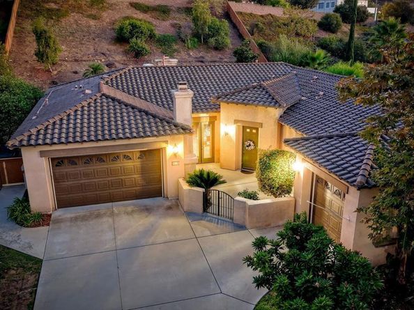 3225 Hidden Estates Lane, Escondido CA 92027