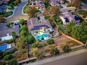 3225 Hidden Estates Lane, Escondido CA 92027