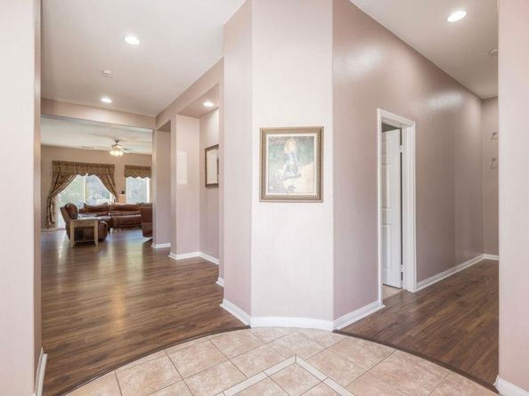 3225 Hidden Estates Lane, Escondido CA 92027