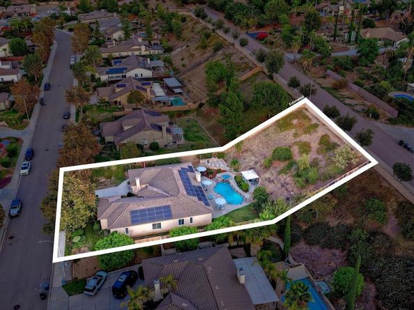 3225 Hidden Estates Lane, Escondido CA 92027