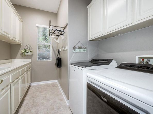 3225 Hidden Estates Lane, Escondido CA 92027