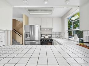 553 Hygeia Ave. Avenue A, Encinitas CA 92024