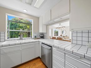 553 Hygeia Ave. Avenue A, Encinitas CA 92024