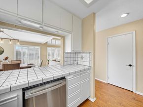 553 Hygeia Ave. Avenue A, Encinitas CA 92024