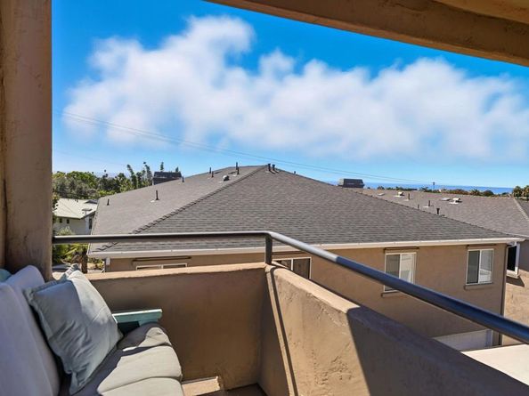 553 Hygeia Ave. Avenue A, Encinitas CA 92024