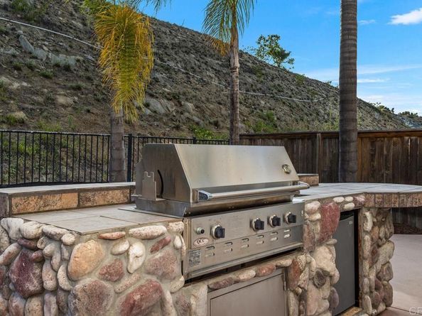 564 Via Del Caballo, San Marcos CA 92078