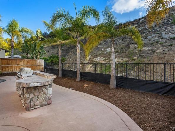 564 Via Del Caballo, San Marcos CA 92078