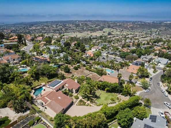 6541 Vispera Place, Carlsbad CA 92009