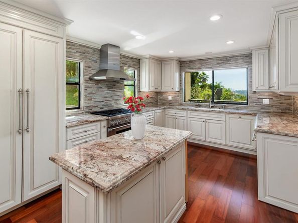 6541 Vispera Place, Carlsbad CA 92009