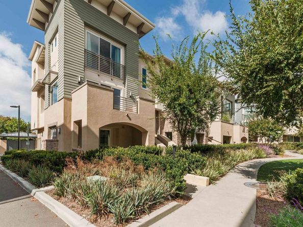 6140 Colt Place 104, Carlsbad CA 92009