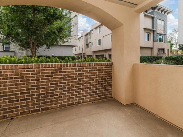 6140 Colt Place 104, Carlsbad CA 92009