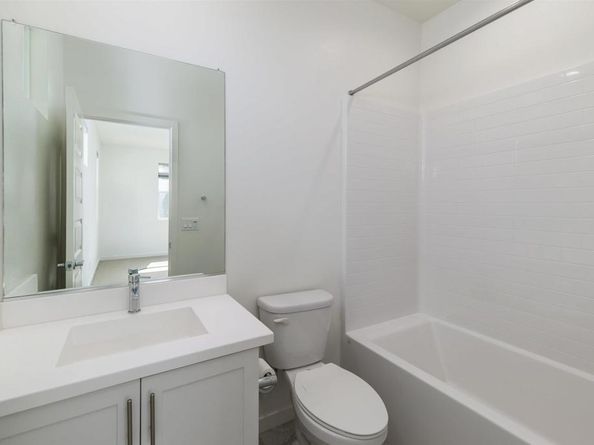 6140 Colt Place 104, Carlsbad CA 92009