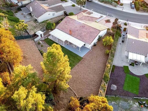 1446 San Carlos Place, Escondido CA 92026