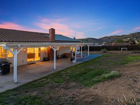 1446 San Carlos Place, Escondido CA 92026