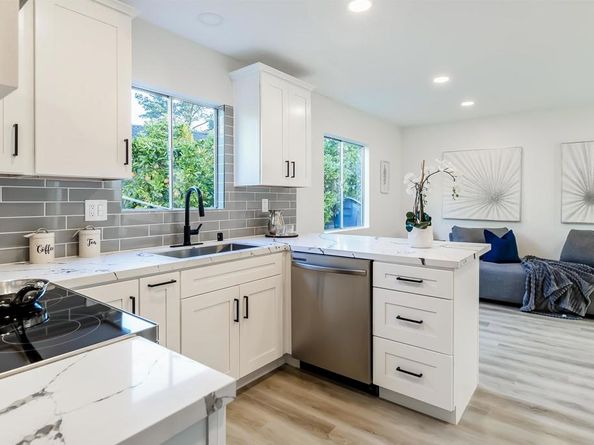 1446 San Carlos Place, Escondido CA 92026