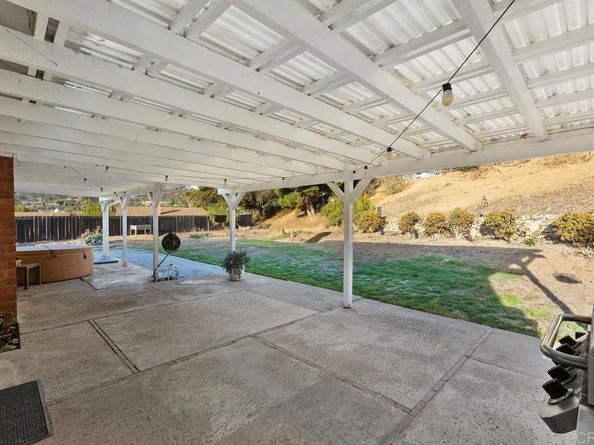 1446 San Carlos Place, Escondido CA 92026