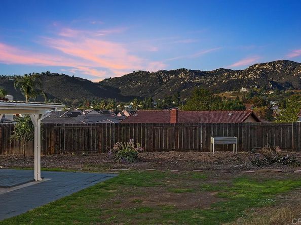 1446 San Carlos Place, Escondido CA 92026