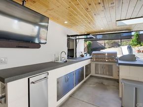 4590 Salem Place, Carlsbad CA 92010