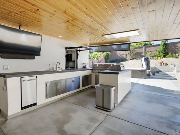 4590 Salem Place, Carlsbad CA 92010