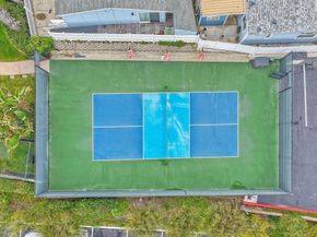 6494 Friendly Place, Carlsbad CA 92011