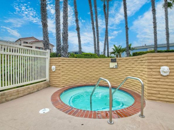 6494 Friendly Place, Carlsbad CA 92011