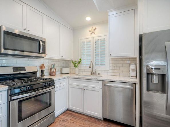 6494 Friendly Place, Carlsbad CA 92011