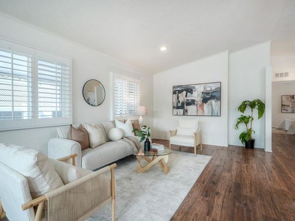 6494 Friendly Place, Carlsbad CA 92011