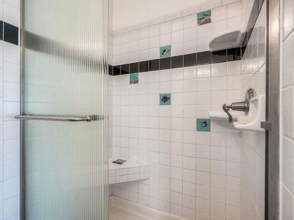 6494 Friendly Place, Carlsbad CA 92011