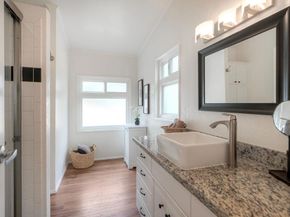 6494 Friendly Place, Carlsbad CA 92011