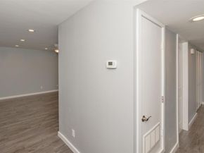 10760 N Magnolia Avenue B6, Santee CA 92071