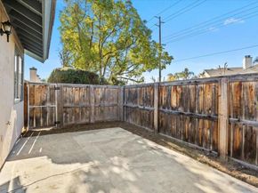 475 Nantucket, Escondido CA 92027