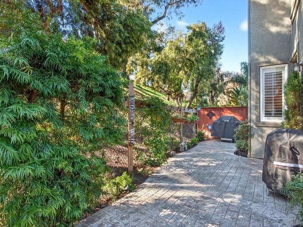 5531 Foxtail Loop, Carlsbad CA 92010