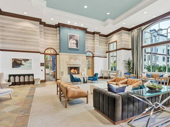 9253 Regents Road A203, La Jolla CA 92037