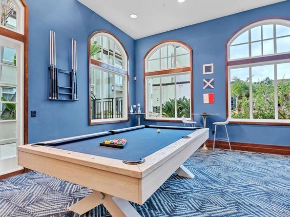 9253 Regents Road A203, La Jolla CA 92037