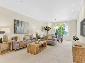 9253 Regents Road A203, La Jolla CA 92037