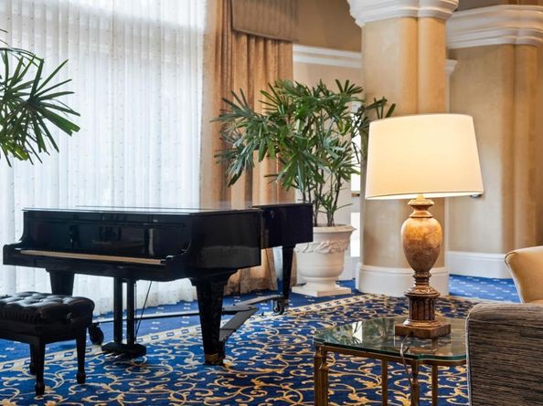 3890 Nobel Drive 1505, San Diego CA 92122