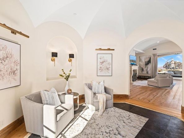 8287 Run of the Knolls, San Diego CA 92127