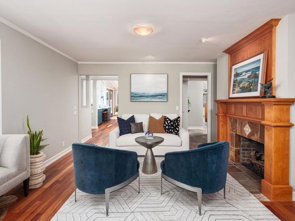 5710 Dolphin Place, La Jolla CA 92037