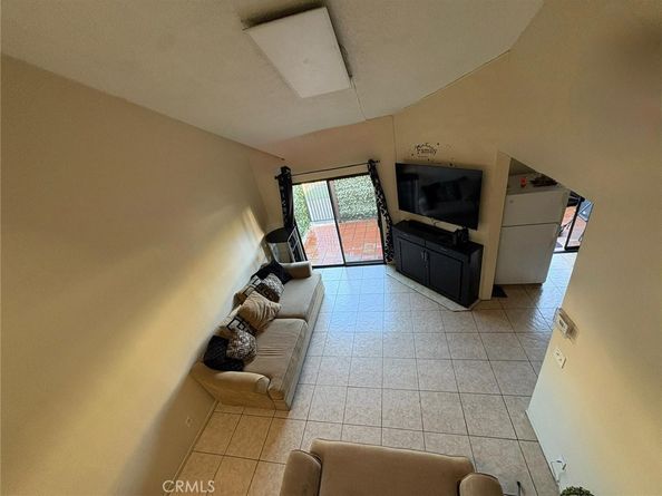 6100 Arbutus Avenue 42, Huntington Park CA 90255