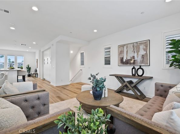 536 Caleigh Lane, Costa Mesa CA 92627