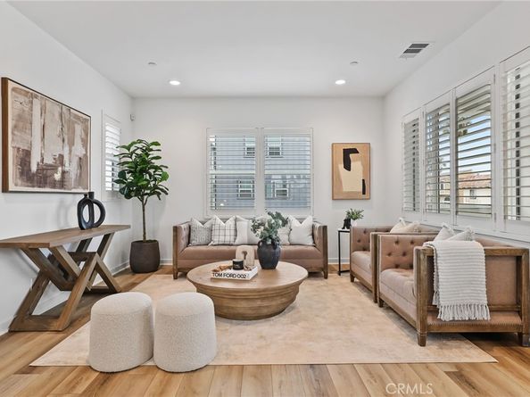 536 Caleigh Lane, Costa Mesa CA 92627