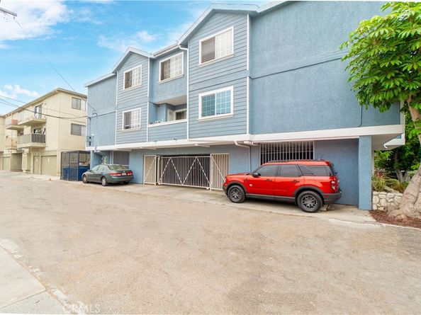350 Tile Avenue, Long Beach CA 90802