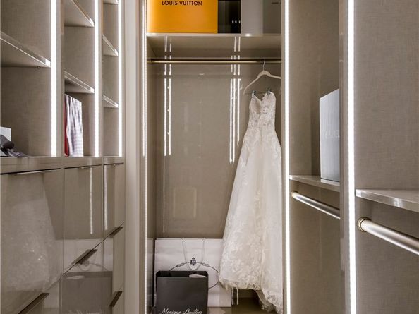 900 W Olympic Boulevard 38D, Los Angeles CA 90015