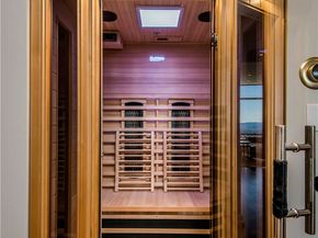 900 W Olympic Boulevard 38D, Los Angeles CA 90015