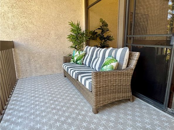 5104 Marina Pacifica Drive S, Long Beach CA 90803